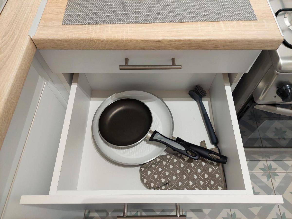 דברצן Aweshome City Apartment - 3 Bedrooms And Free Parking מראה חיצוני תמונה