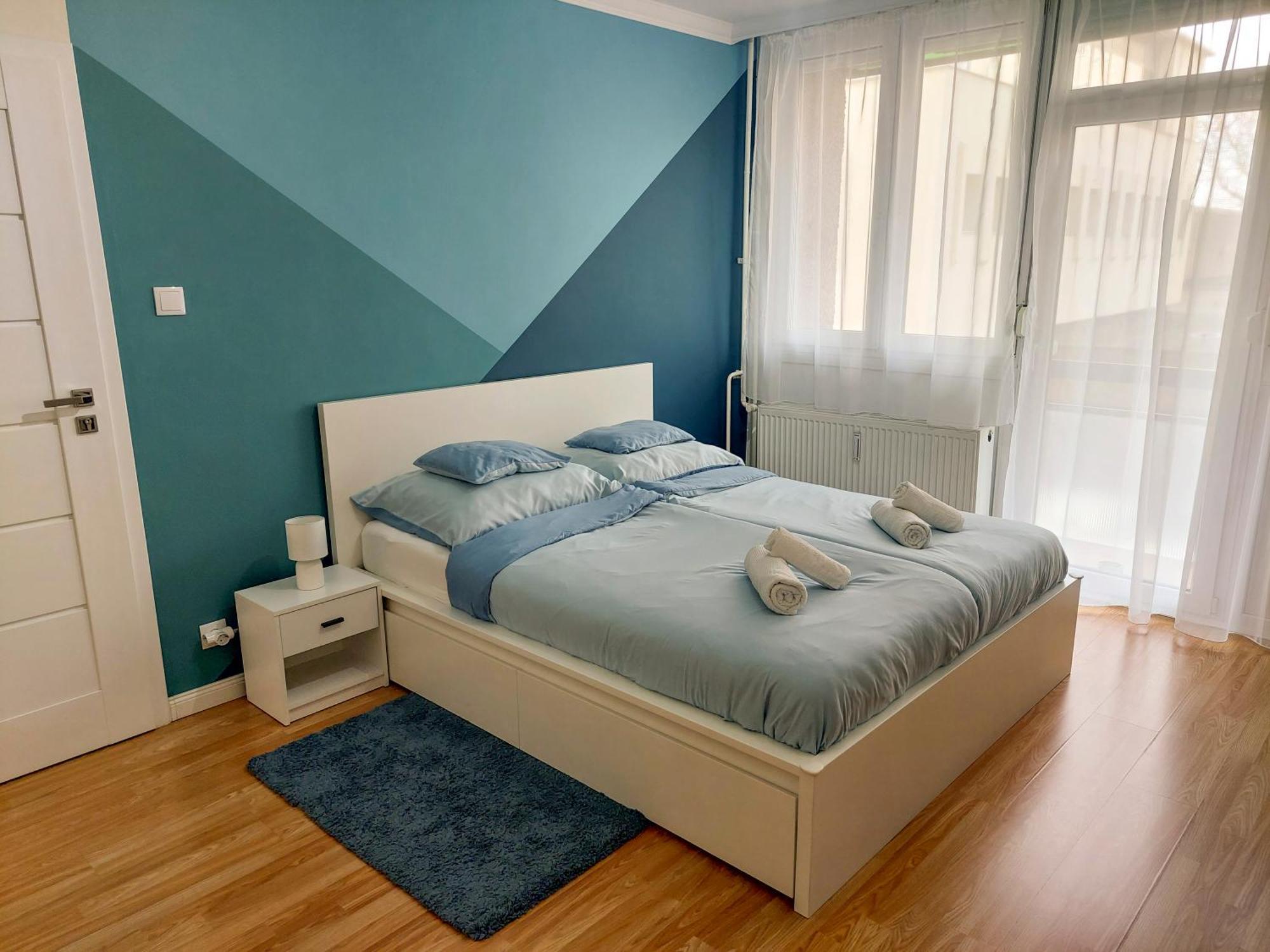 דברצן Aweshome City Apartment - 3 Bedrooms And Free Parking מראה חיצוני תמונה